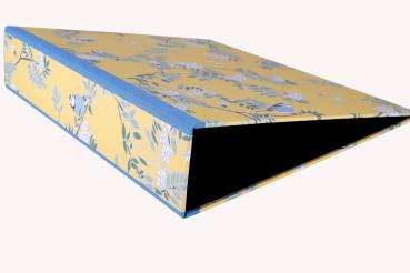 Preview: Noble folder with paper and red linen edges